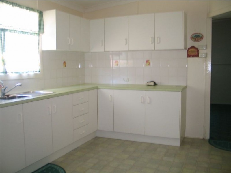 60 Wantley St, Warwick QLD 4370