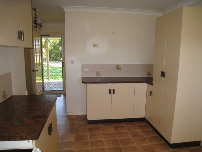 34 Wallace St, Warwick QLD 4370