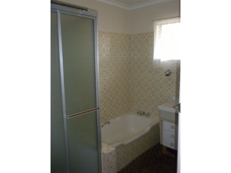 103 Glengallan Rd, Warwick QLD 4370