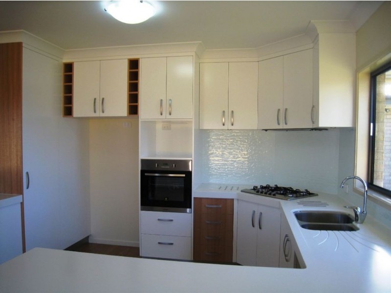 10 Shipley St, Warwick QLD 4370