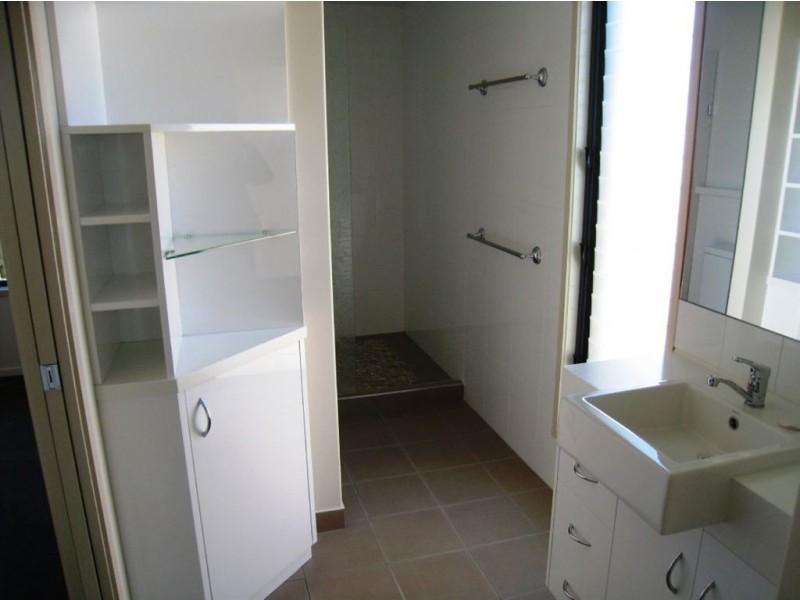 10 Shipley St, Warwick QLD 4370