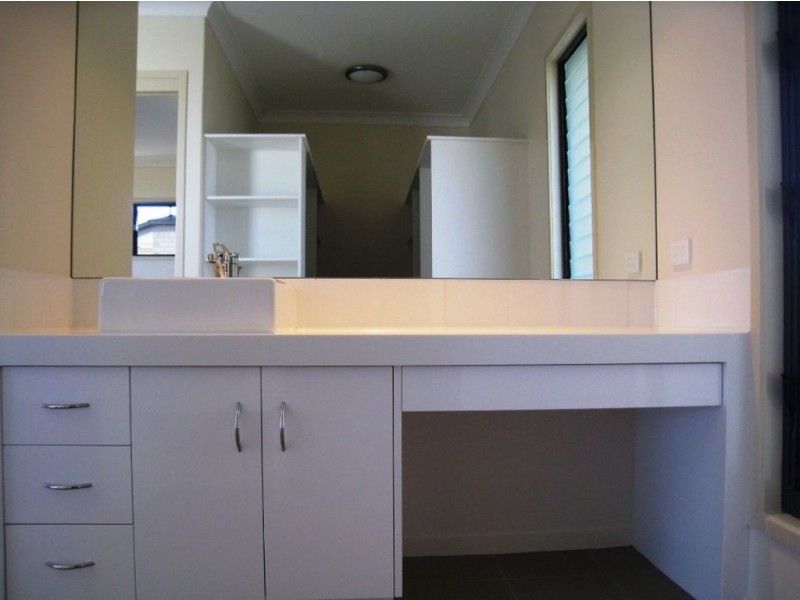 10 Shipley St, Warwick QLD 4370