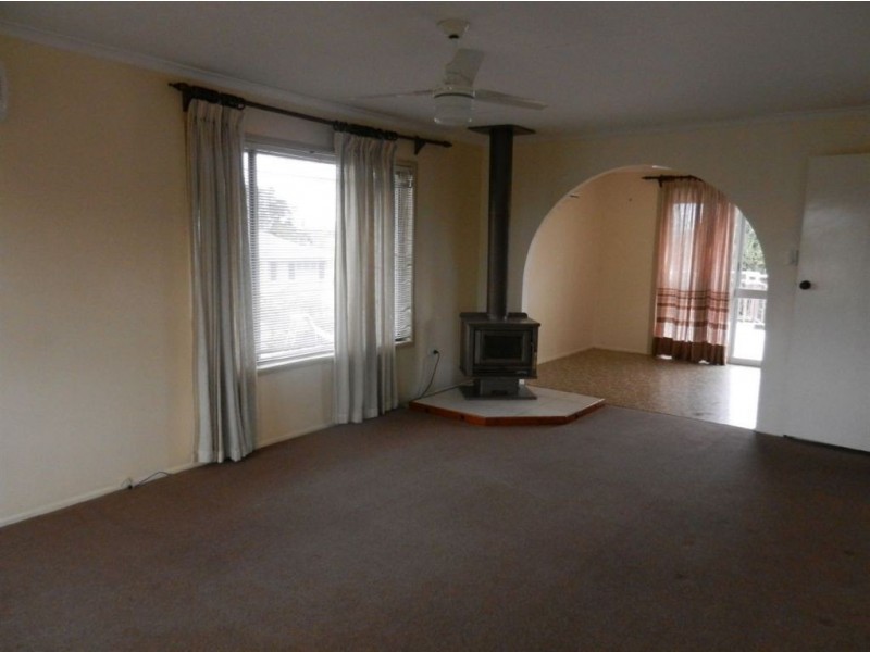 8 Redgwell St, Warwick QLD 4370