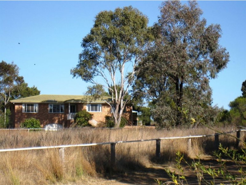 14045 Cunningham Hwy, Warwick QLD 4370