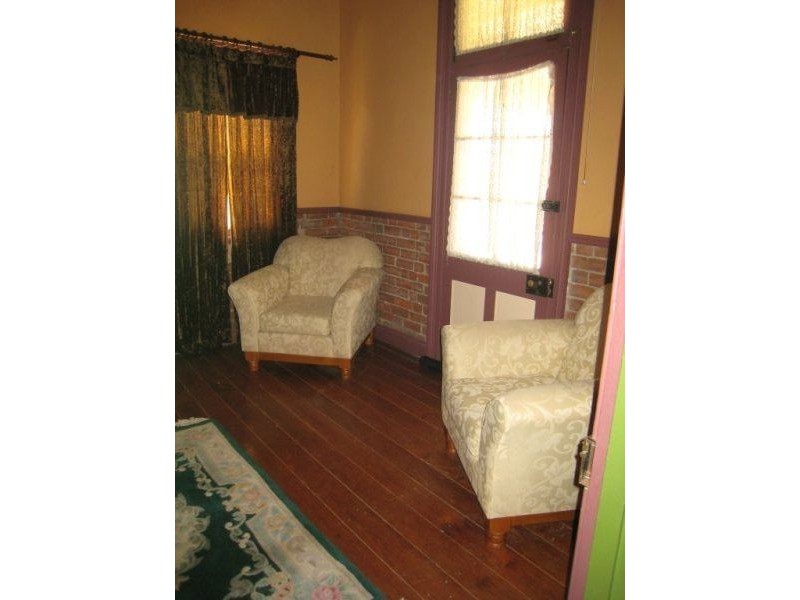 69a Dragon St, Warwick QLD 4370