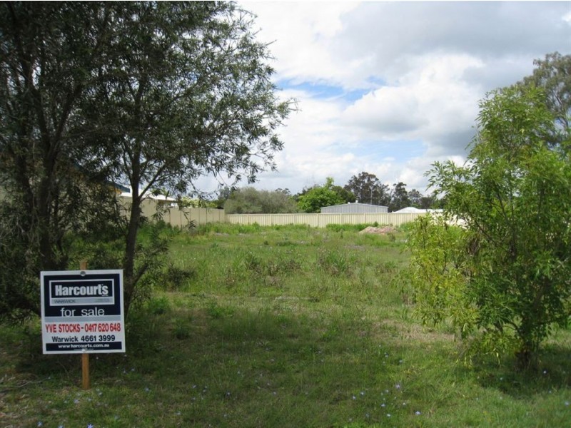 2a Cunningham St, Warwick QLD 4370