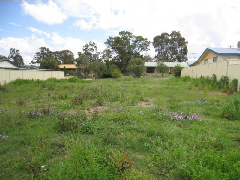 2a Cunningham St, Warwick QLD 4370