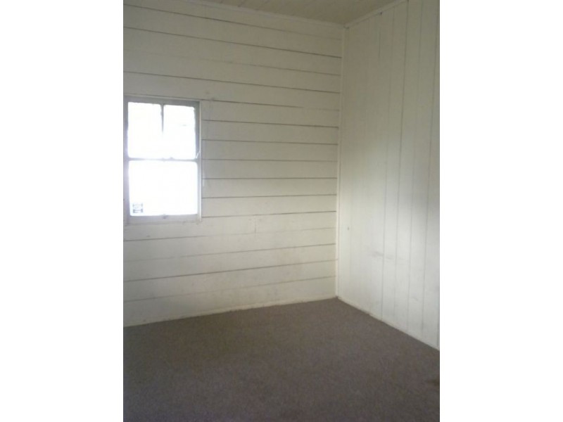 15 Acacia Ave, Warwick QLD 4370