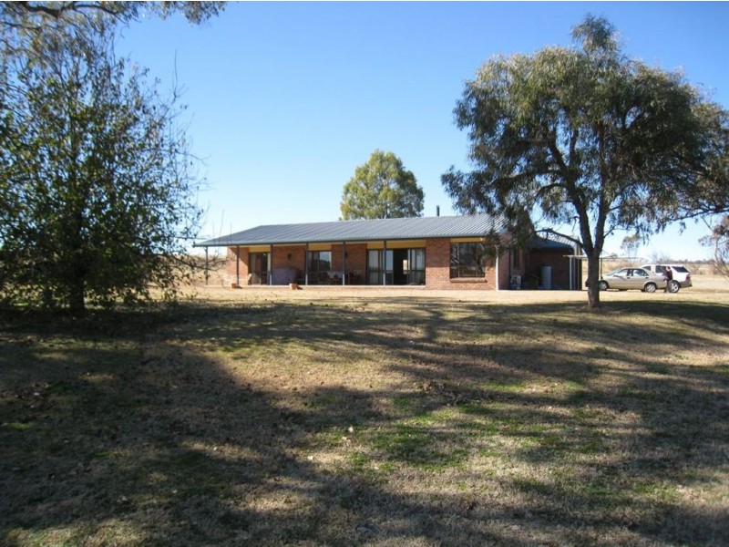 55 Robinsons Rd, Warwick QLD 4370