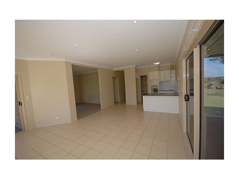 5-9 Henry Evans Dr, Warwick QLD 4370