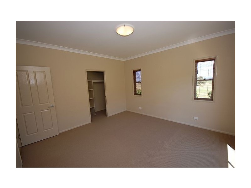 5-9 Henry Evans Dr, Warwick QLD 4370