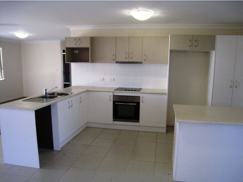 6 St George St, Warwick QLD 4370