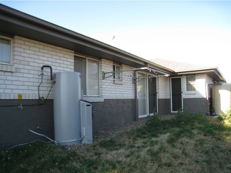 6 St George St, Warwick QLD 4370