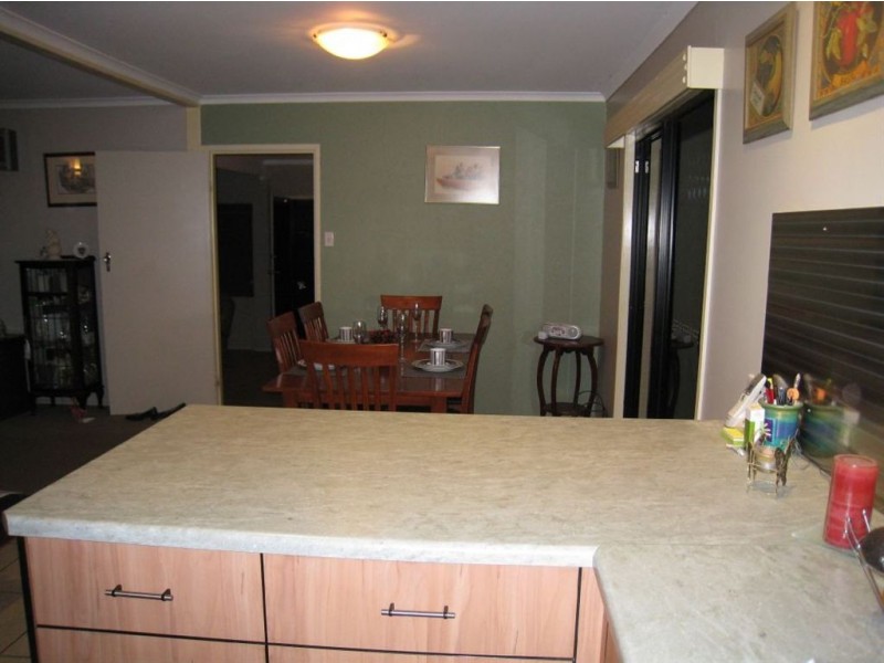 13 Ellwood Ave, Warwick QLD 4370