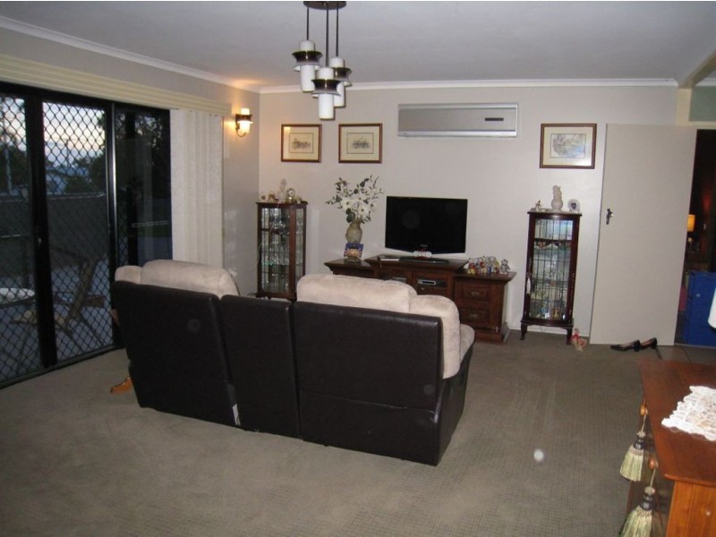 13 Ellwood Ave, Warwick QLD 4370