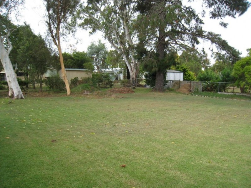 13 Ellwood Ave, Warwick QLD 4370