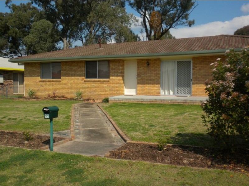 52 Baguley St, Warwick QLD 4370