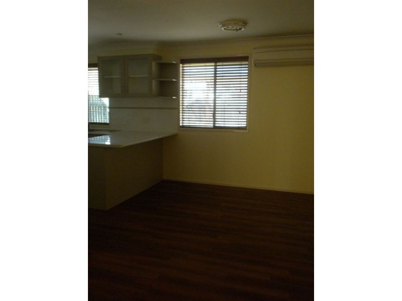 52 Baguley St, Warwick QLD 4370