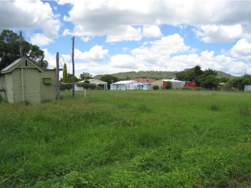 29 Neale Ave, Allora QLD 4362