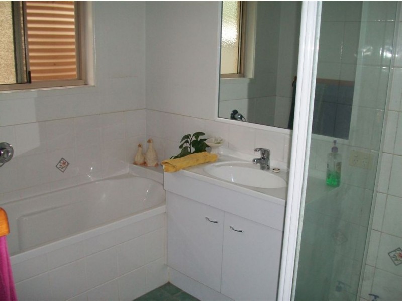 23-25 Krugers Rd, Gatton QLD 4343