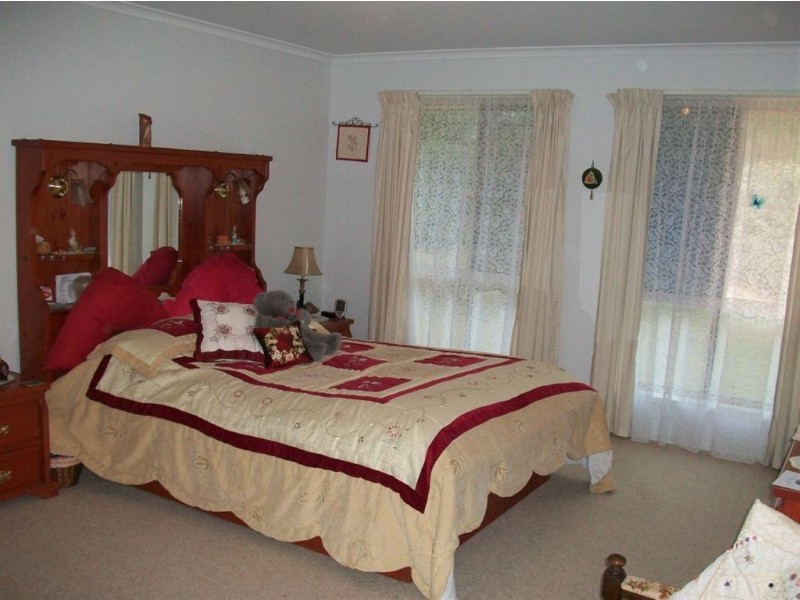 23-25 Krugers Rd, Gatton QLD 4343