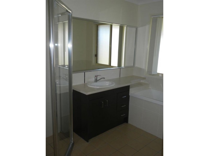 13 Charisma Ct, Warwick QLD 4370