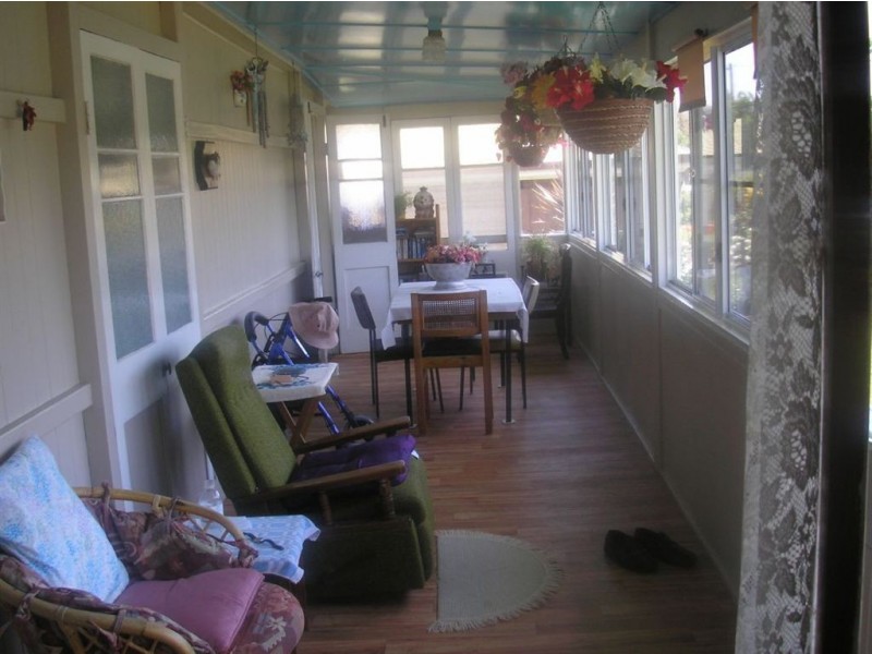 9 Dragon St, Warwick QLD 4370