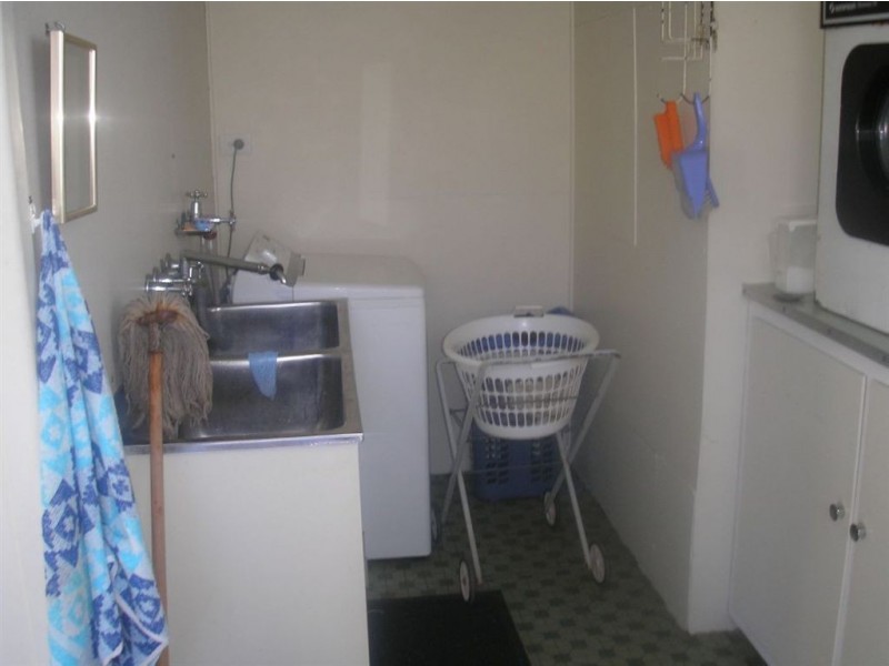 9 Dragon St, Warwick QLD 4370