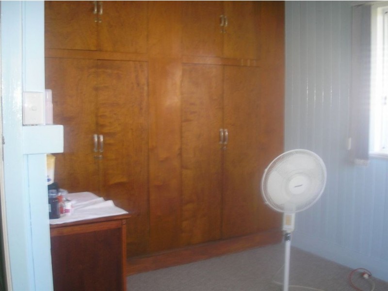 9 Dragon St, Warwick QLD 4370