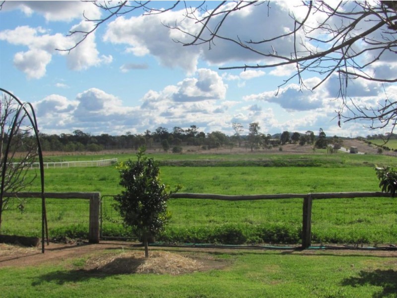 163 Lyndhurst Lane, Warwick QLD 4370