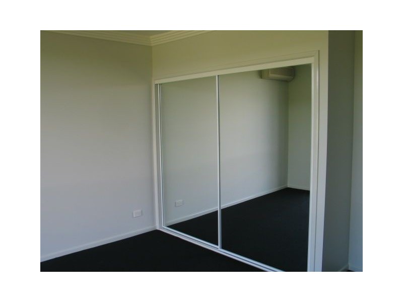 256 East St, Warwick QLD 4370
