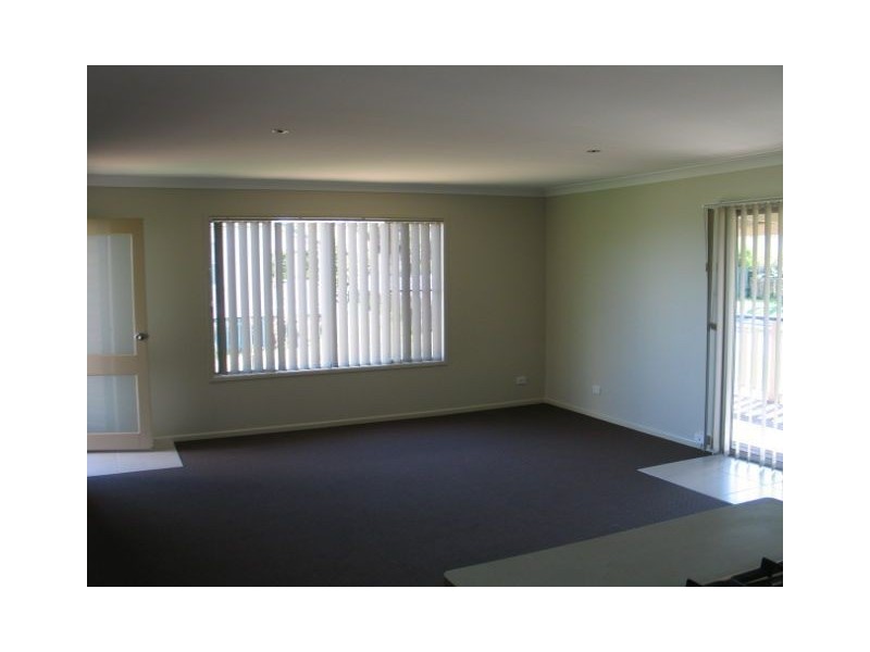 258 East St, Warwick QLD 4370