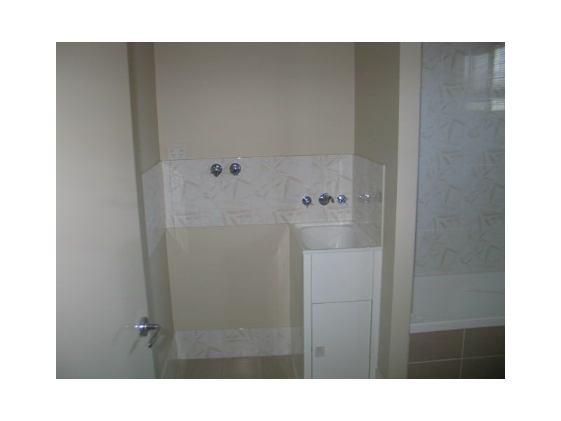 258 East St, Warwick QLD 4370