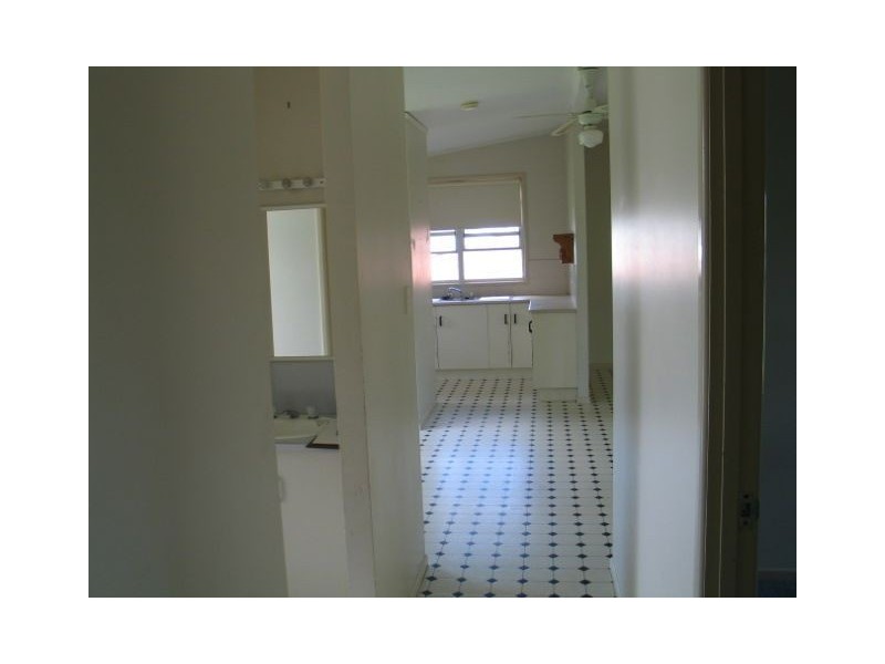 40 Vanneck St, Yangan QLD 4371