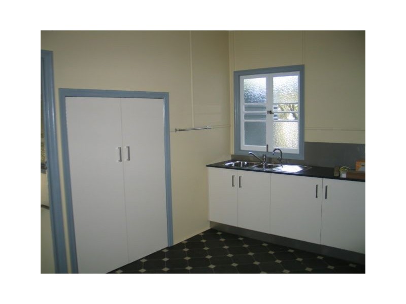 80 Canning St, Warwick QLD 4370