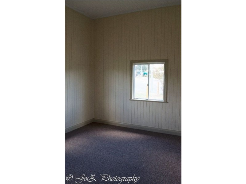 116 Wallace St, Warwick QLD 4370