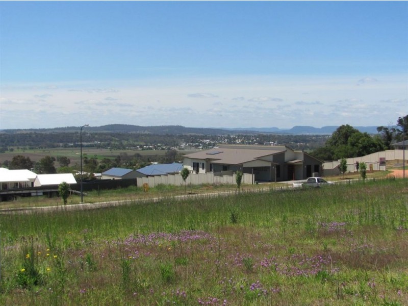 95 Glen Rd, Warwick QLD 4370