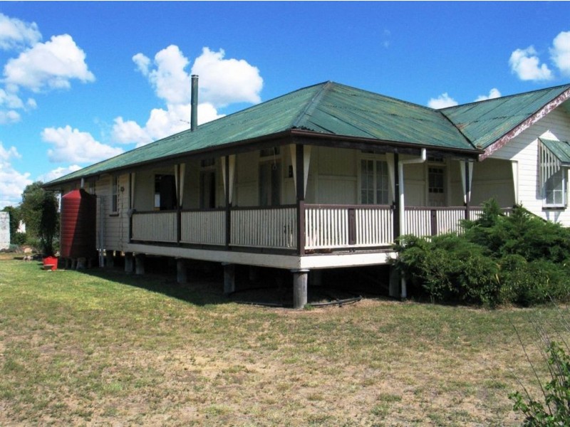 208 Upper Wheatvale Rd, Deuchar QLD 4362