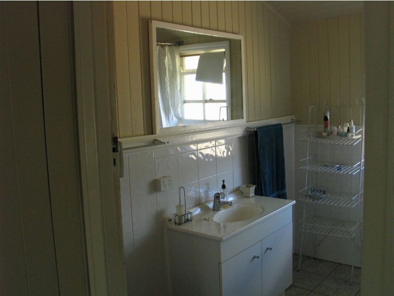 208 Upper Wheatvale Rd, Deuchar QLD 4362