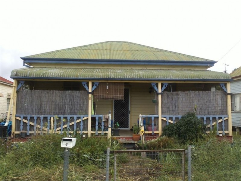 6 Pine St, Warwick QLD 4370