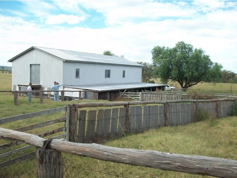 520 Hollybank rd, Inglewood QLD 4387