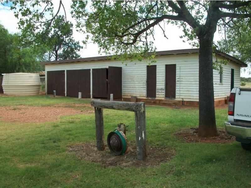 520 Hollybank rd, Inglewood QLD 4387
