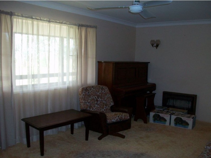 520 Hollybank rd, Inglewood QLD 4387