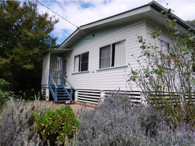 28 High St, Warwick QLD 4370