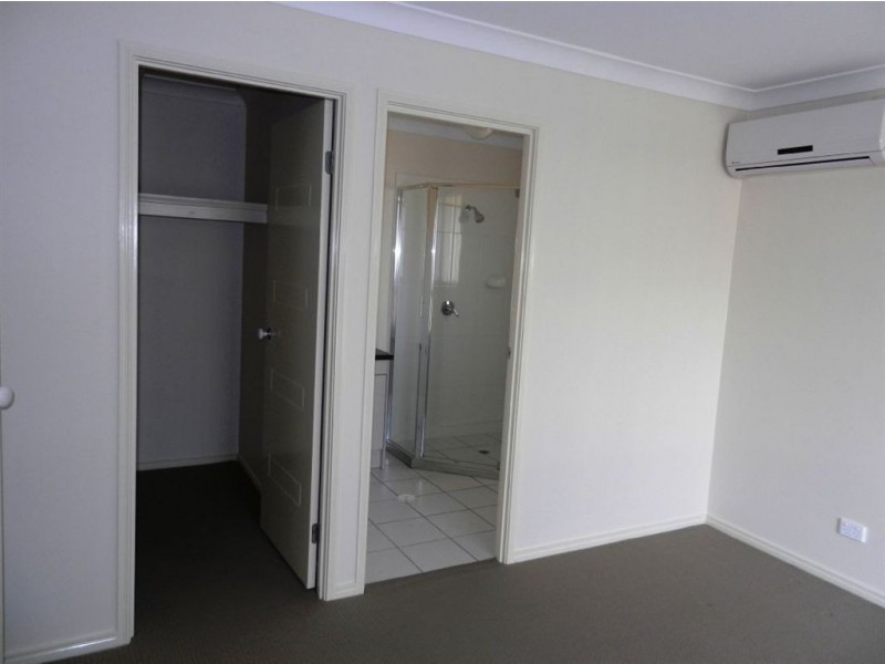 7 Rose Bud Ct, Warwick QLD 4370