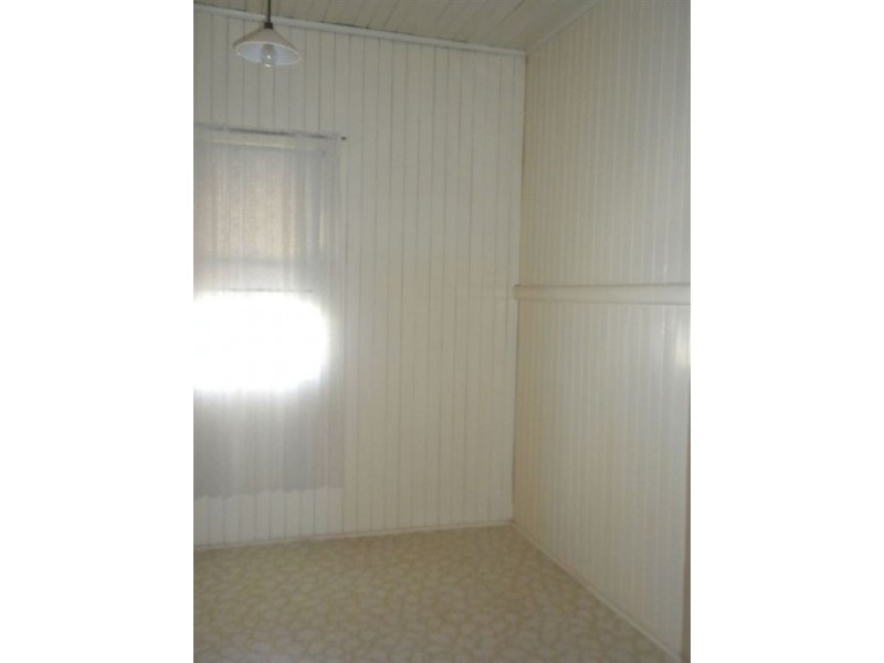 3 Gore St, Warwick QLD 4370