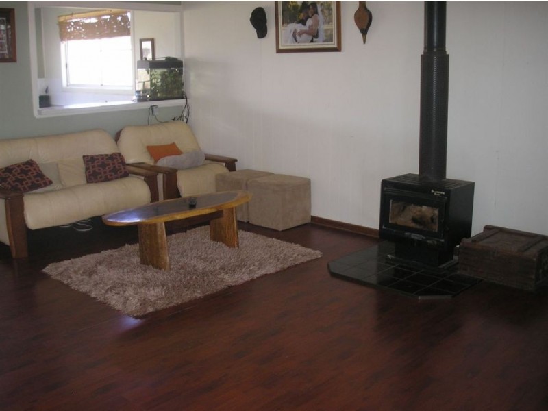 46 East St, Warwick QLD 4370
