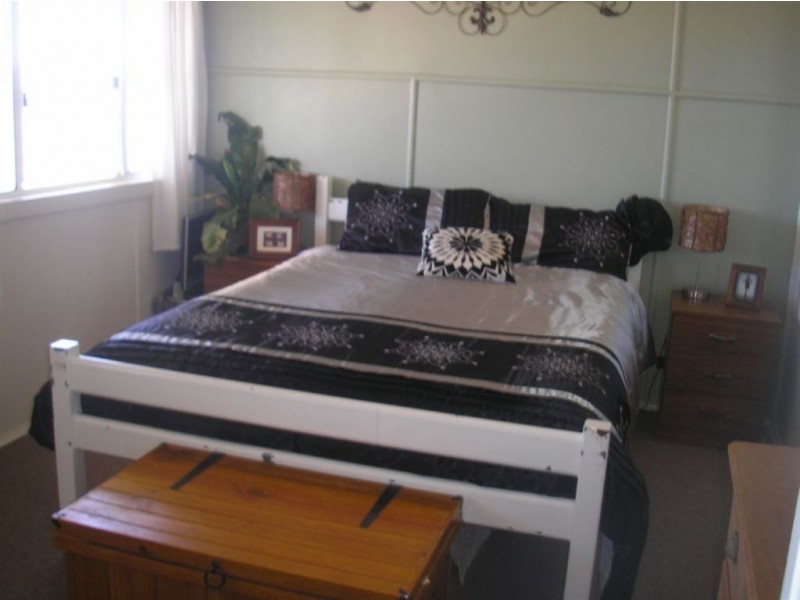 46 East St, Warwick QLD 4370