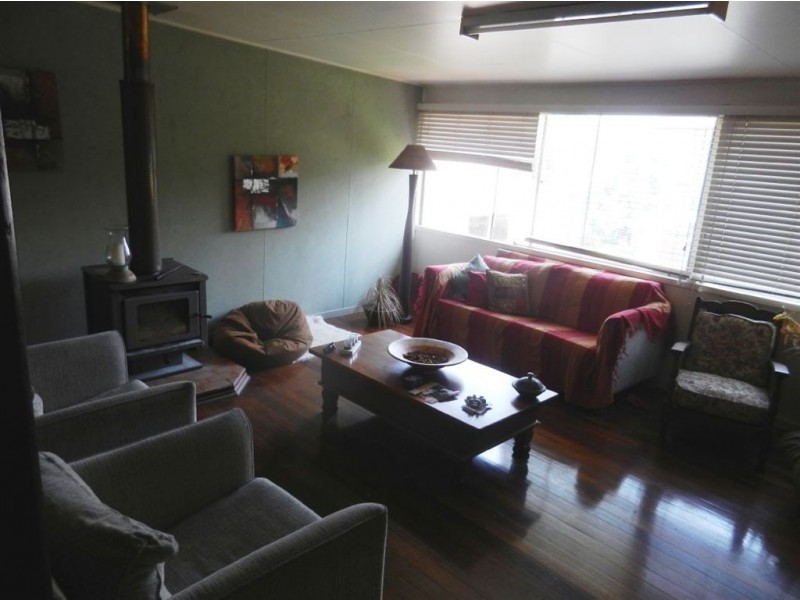 115 Wood St, Warwick QLD 4370