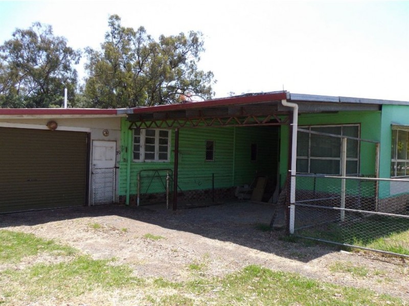 19 Diery St, Warwick QLD 4370